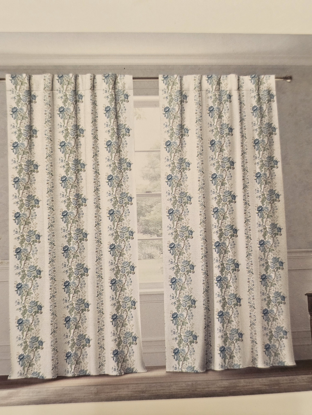 SANDERSON Hykenham Floral Cottage Cotton Curtains 2 Drapes 50" x 84” Blue HTF - Picture 3 of 5